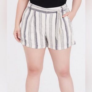 TORRID linen shorts